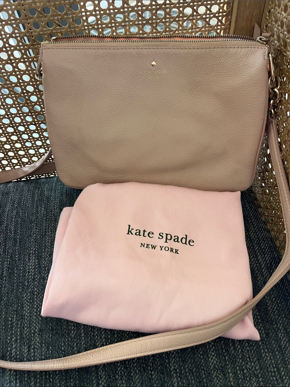 Kate Spade, Madelyne Larchmount blush, pink Crossbody bag